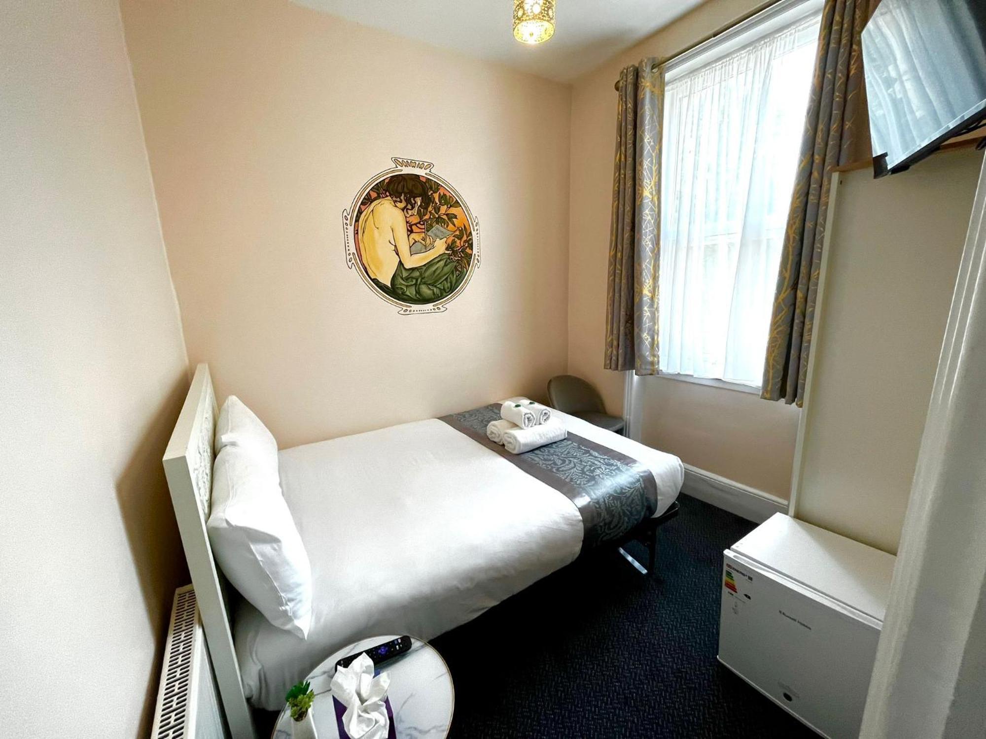 United Lodge Hotel London Exterior photo